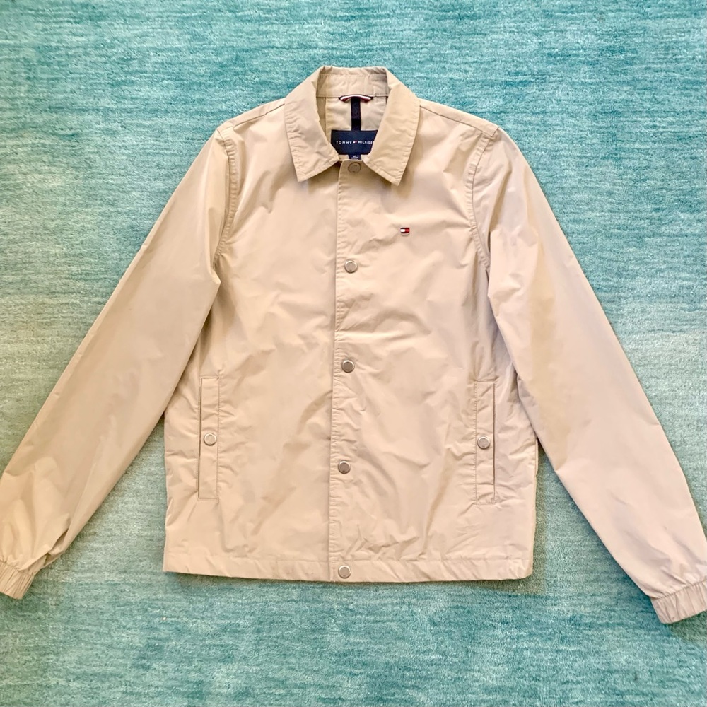 Tommy Hilfiger Men’s Lightweight Jacket Windbreaker
